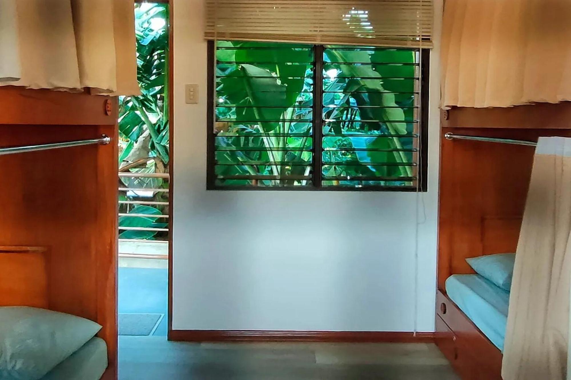Intoy'S Place Panglao Near Beach Екстериор снимка